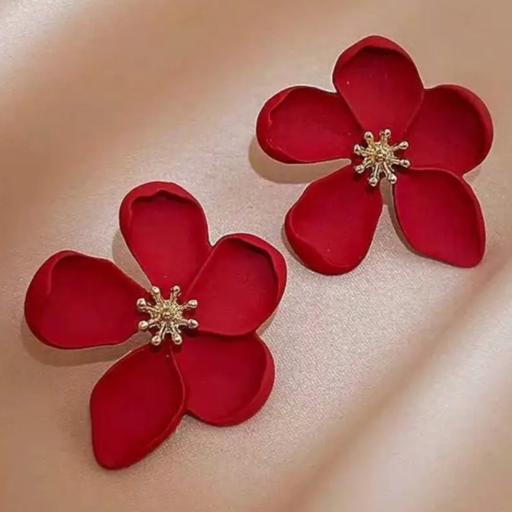 🌺 Vibrant Red Matte polymer Hibiscus Flower Hawaiian Inspired Post Back Earrings